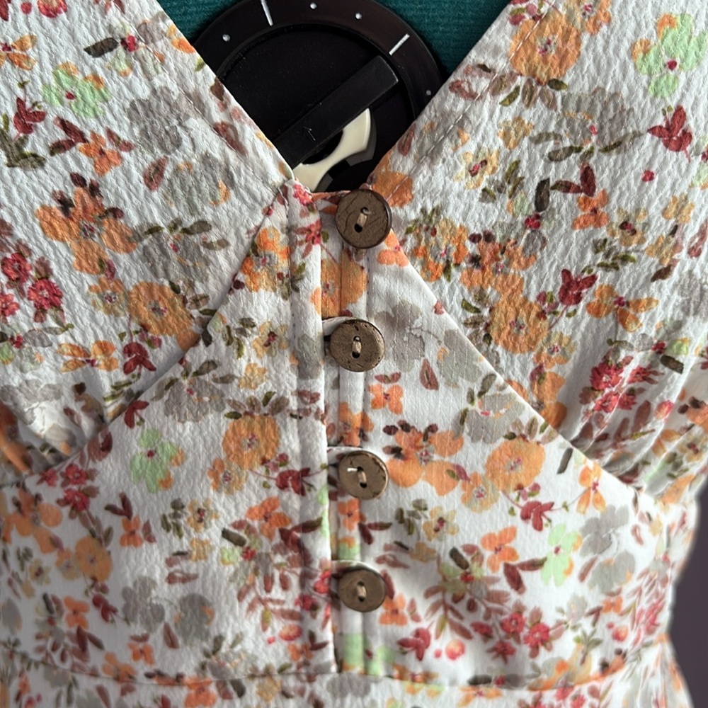 AVA Floral Dress - Picture 9 of 9
